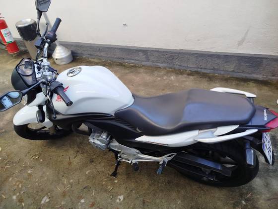 HONDA CB 300R 